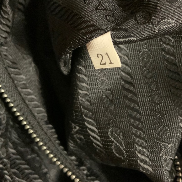 Authentic Prada Tessuto Spazzolat Nylon Briefcase Crossbody Bag - Picture 16 of 16